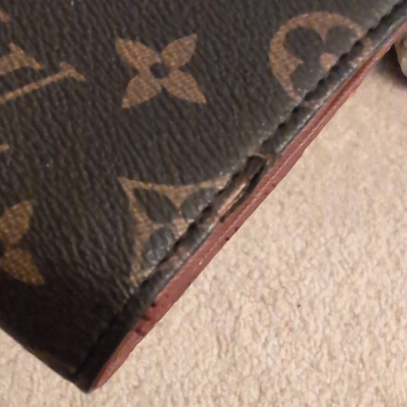 Louis Vuitton Monogram Canvas Wallet in Black and Brown - Picture 13 of 14